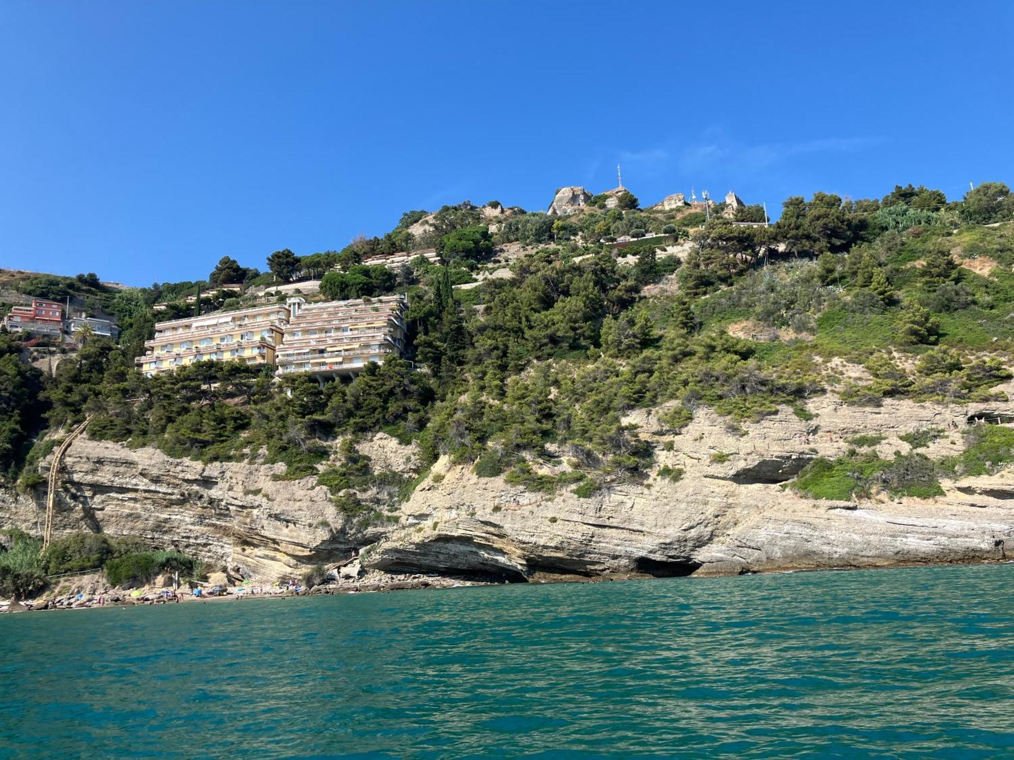 Sea And Monaco Charme View On The Beach Ventimiglia Exteriör bild